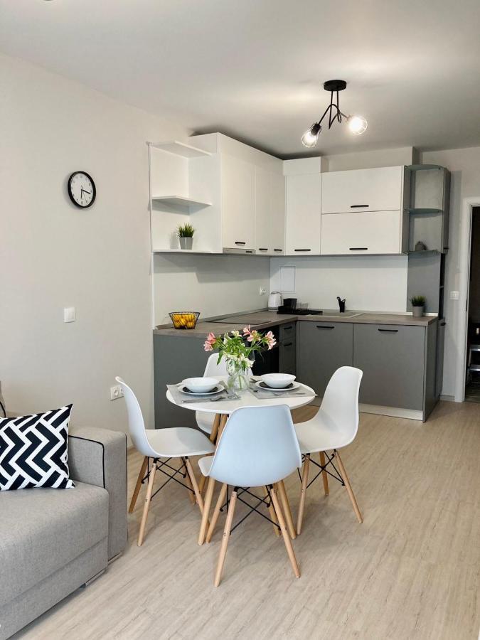 Pearl Apartments Бургас Екстериор снимка