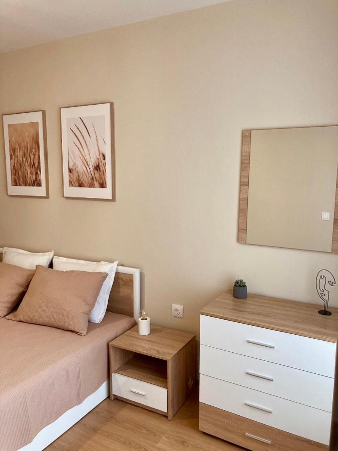 Pearl Apartments Бургас Екстериор снимка